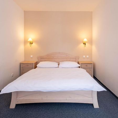 Hotel Horec Pec pod Snezkou Esterno foto