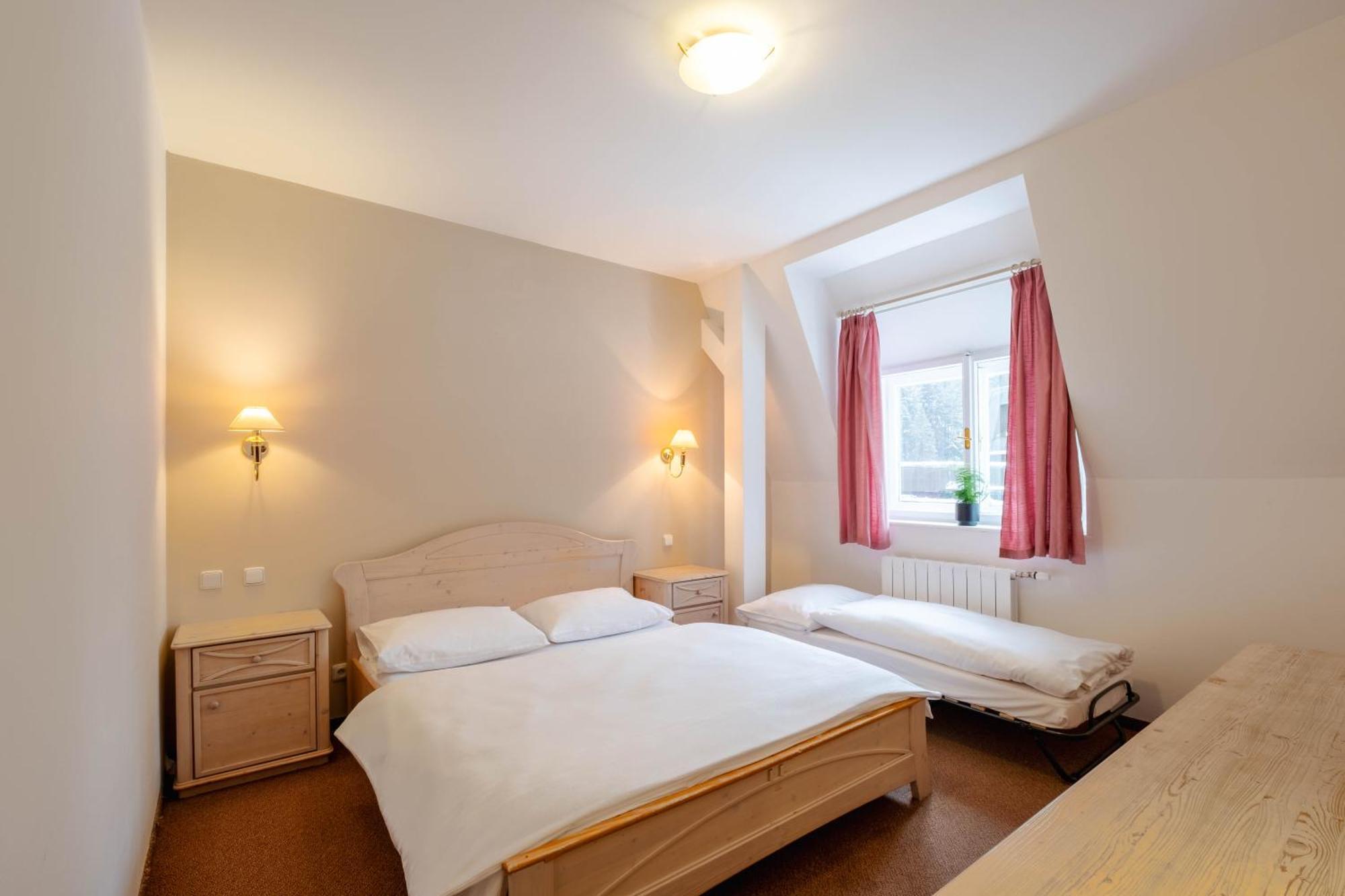 Hotel Horec Pec pod Snezkou Esterno foto