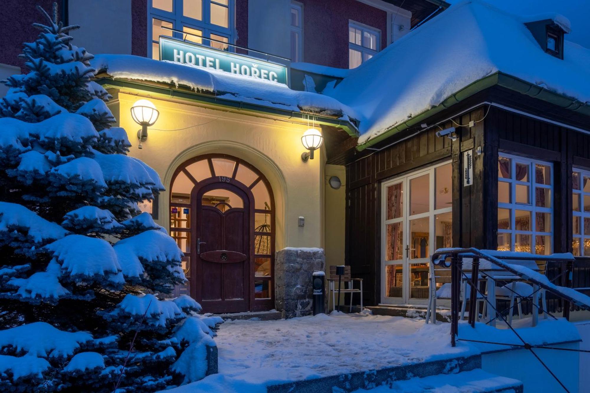 Hotel Horec Pec pod Snezkou Esterno foto