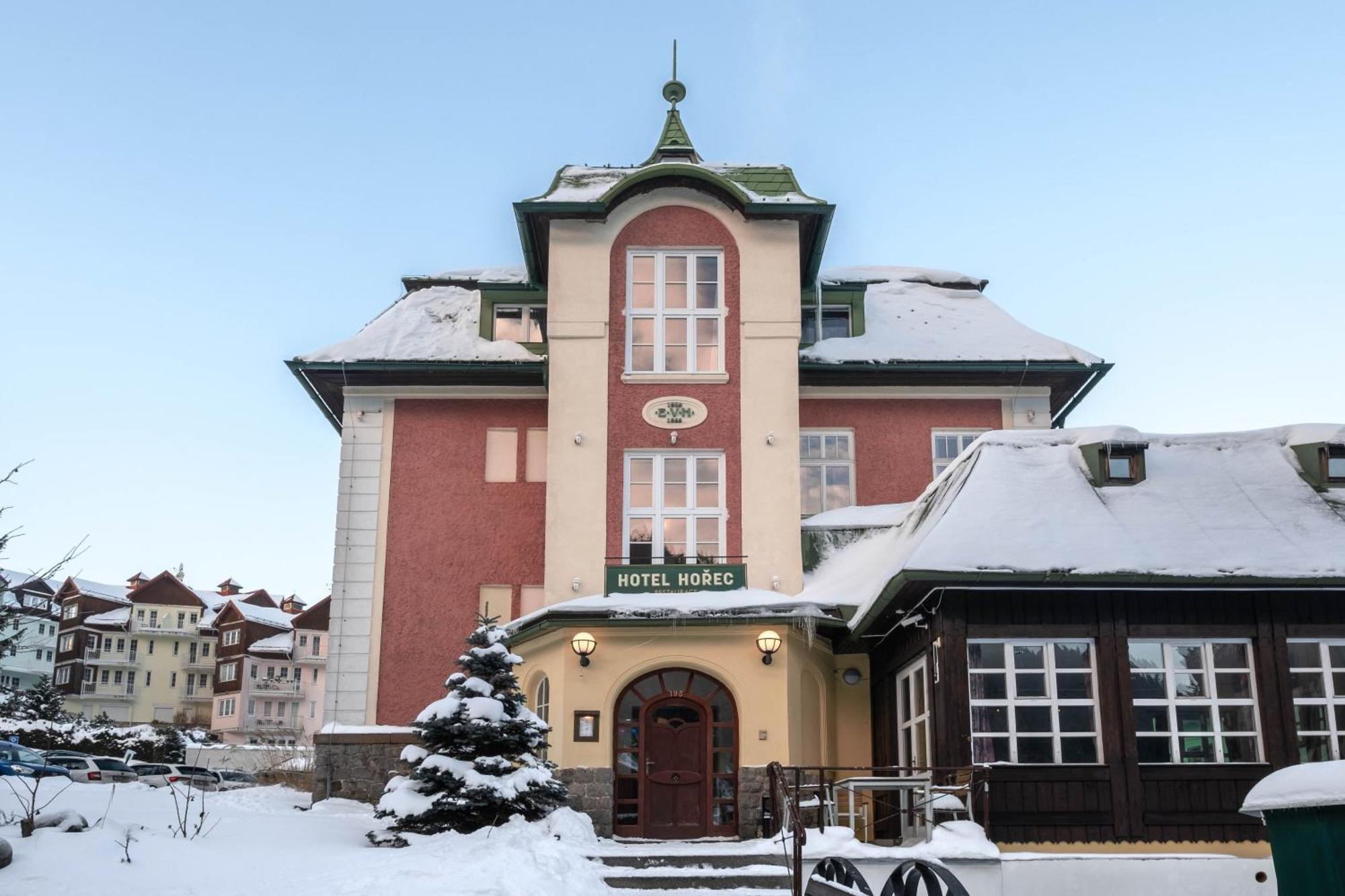Hotel Horec Pec pod Snezkou Esterno foto