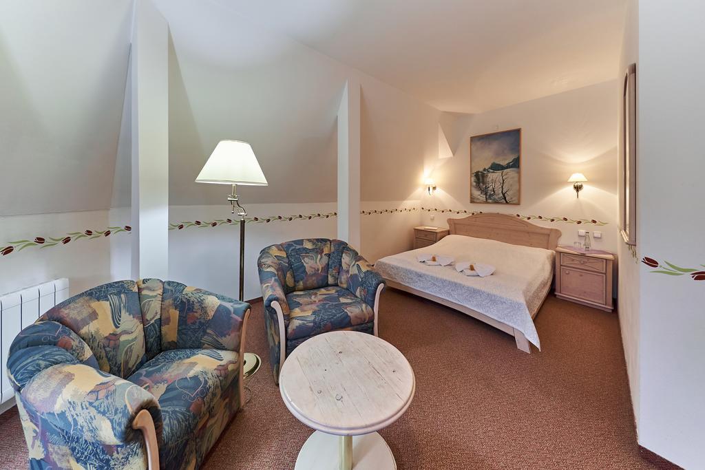 Hotel Horec Pec pod Snezkou Esterno foto