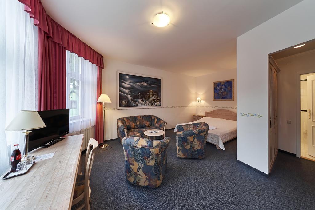 Hotel Horec Pec pod Snezkou Esterno foto